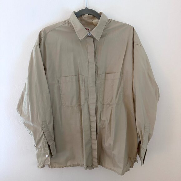 Levis Button Down - Picture 1 of 6